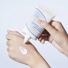 Hyaluronic Acid Natural Sun Cream SPF50+ -50ml