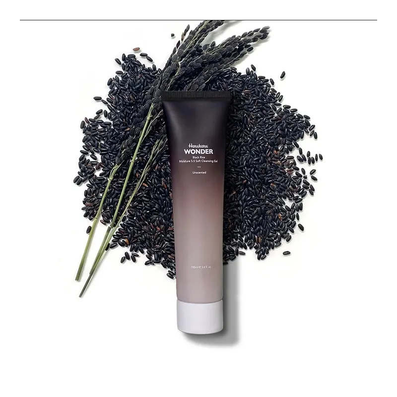 Black Rice Moisture 5.5 Soft Cleansing Gel -100ml