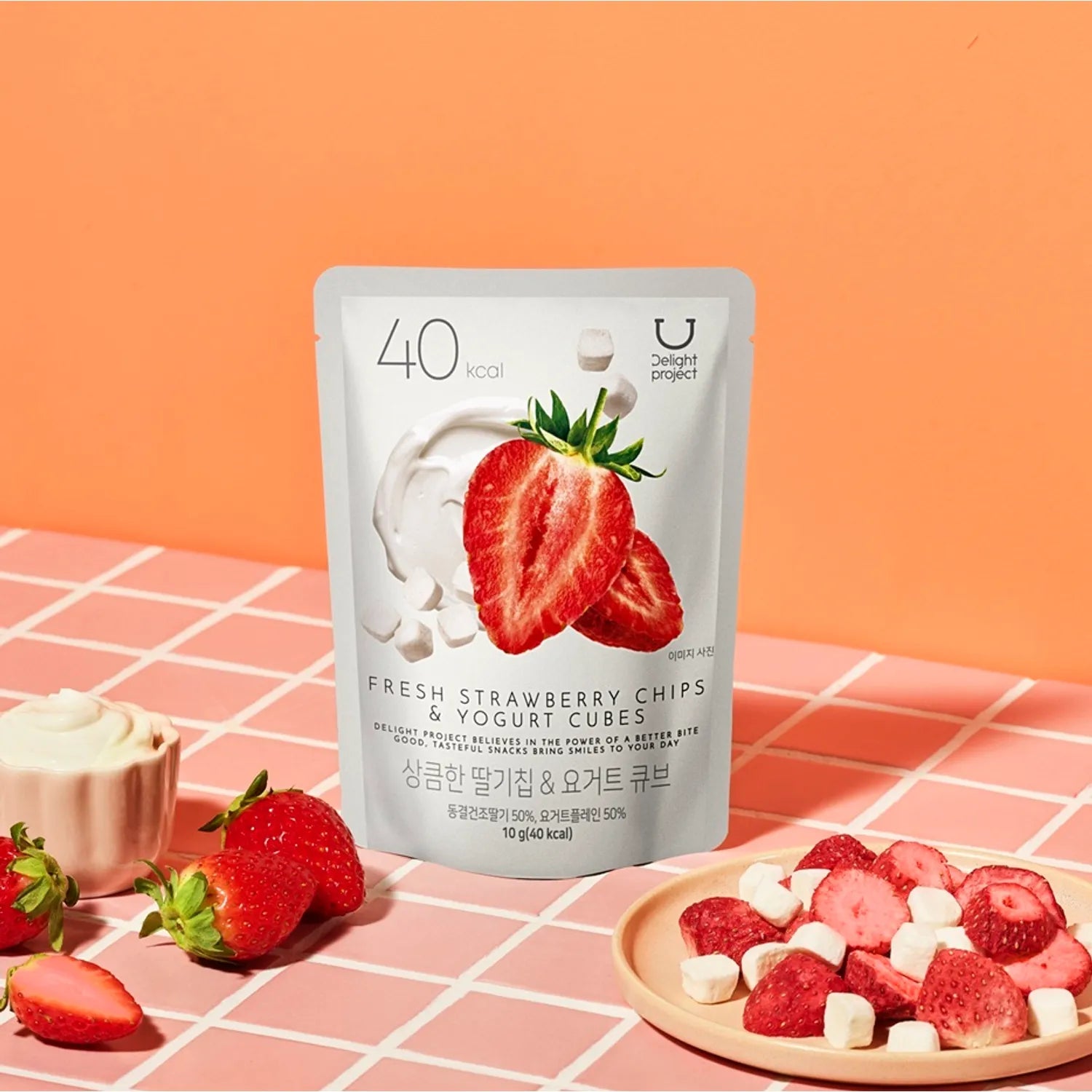 Fresh Strawberry Chips & Yogurt Cubes -10g