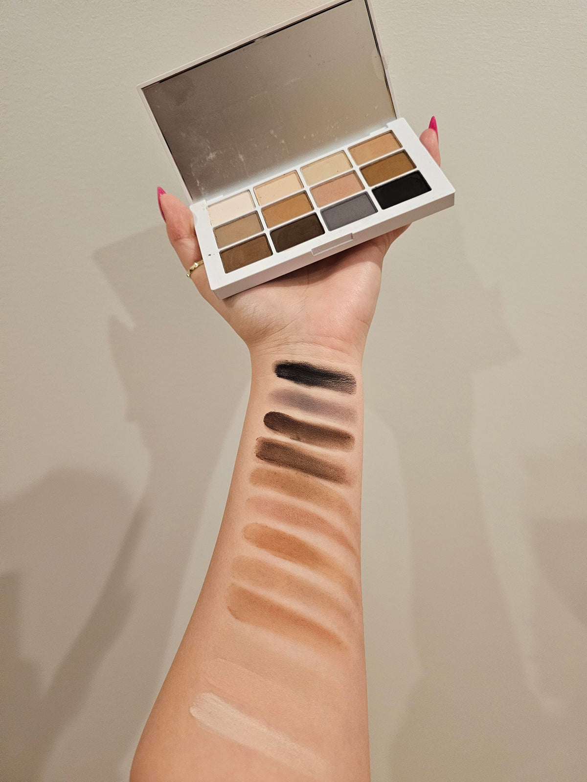 Master Mattes Eyeshadow Palette