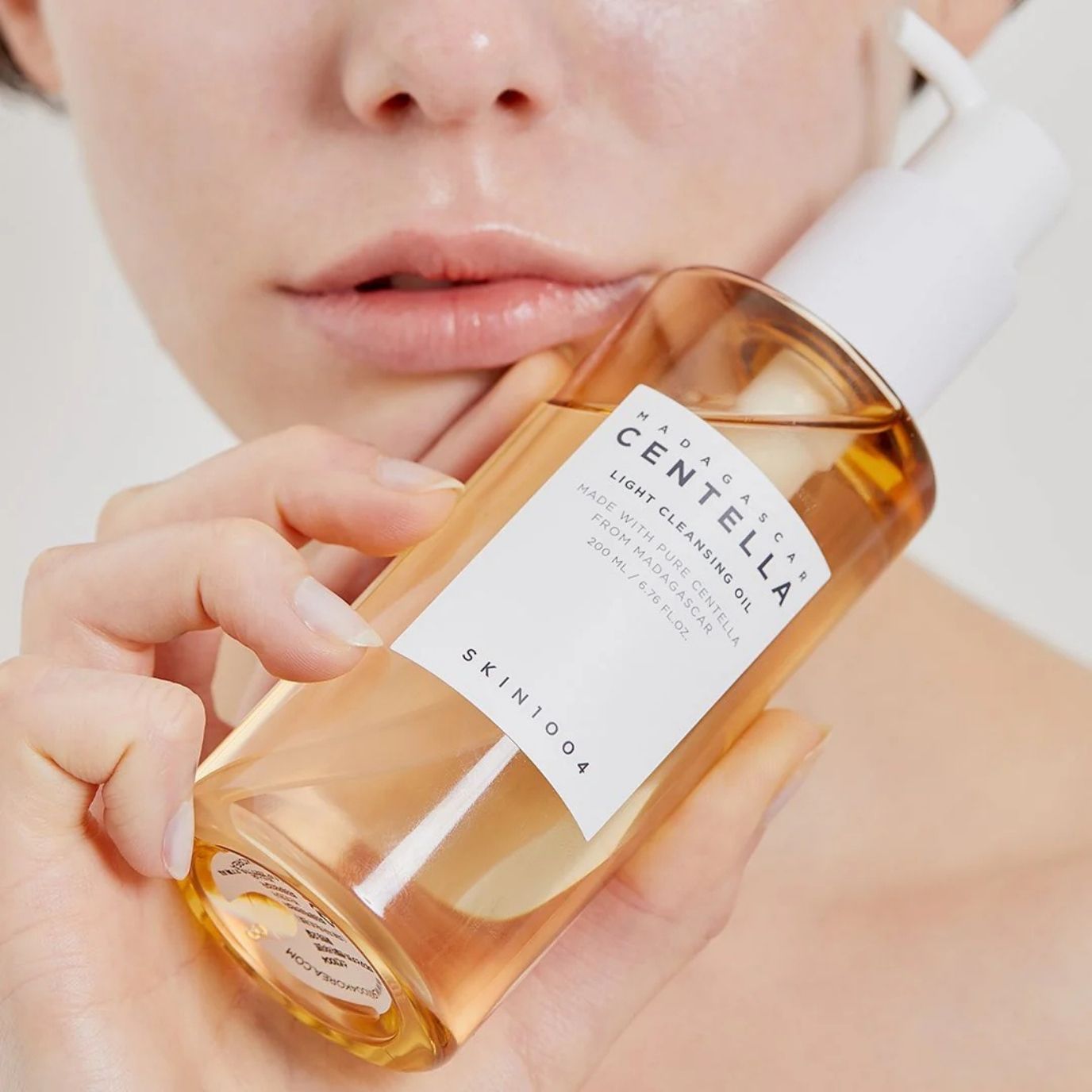 Madagascar Centella Light Cleansing Oil - 200ml